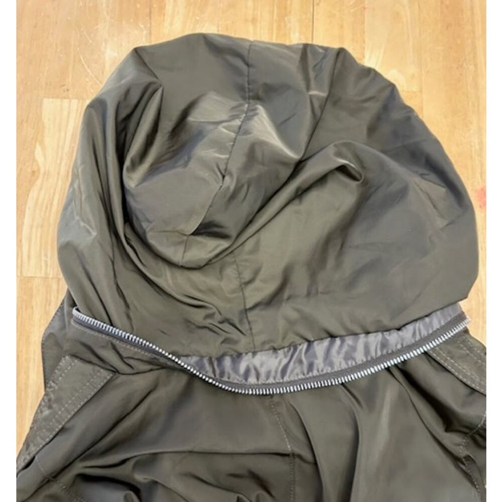 Bcbgeneration Olive Lightweigth Hooded Windbreake… - image 8